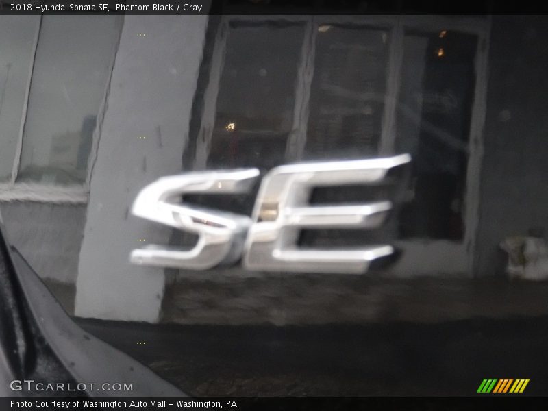 Phantom Black / Gray 2018 Hyundai Sonata SE