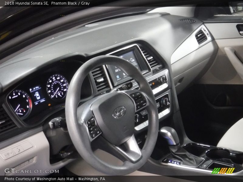 Phantom Black / Gray 2018 Hyundai Sonata SE