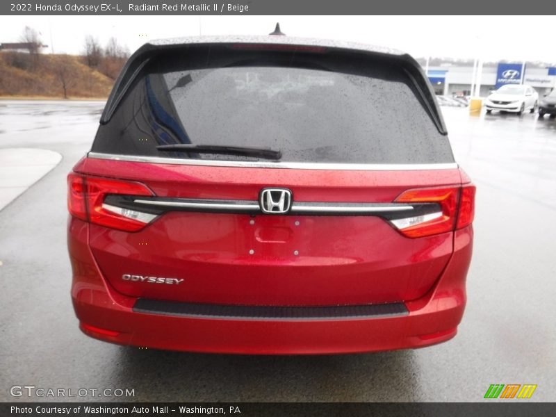 Radiant Red Metallic II / Beige 2022 Honda Odyssey EX-L