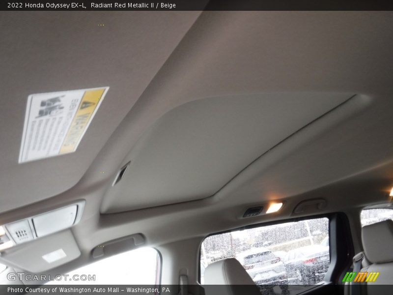 Radiant Red Metallic II / Beige 2022 Honda Odyssey EX-L