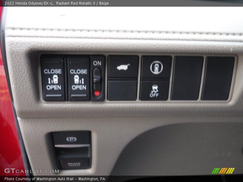 Radiant Red Metallic II / Beige 2022 Honda Odyssey EX-L