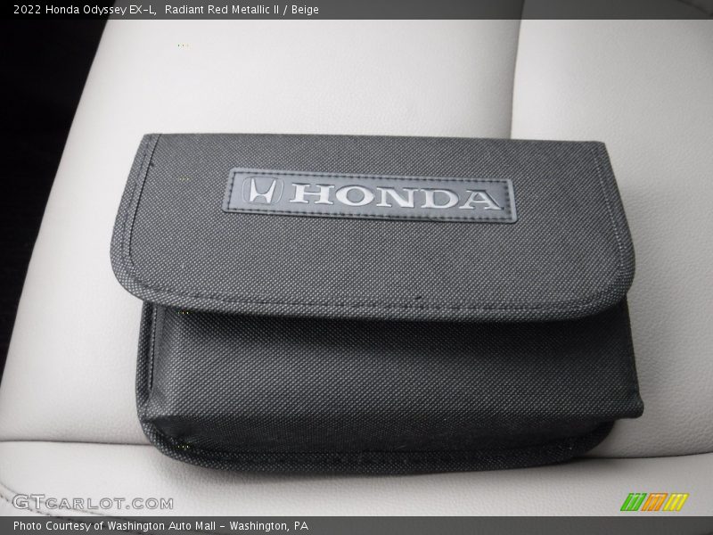 Radiant Red Metallic II / Beige 2022 Honda Odyssey EX-L