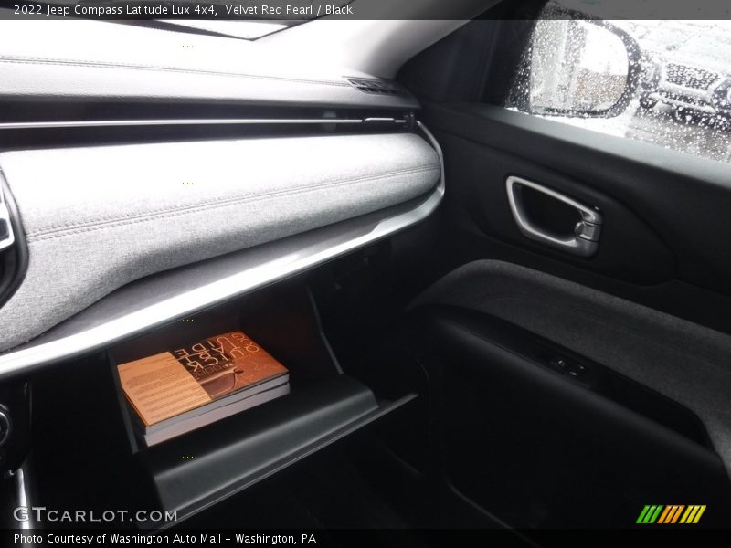 Velvet Red Pearl / Black 2022 Jeep Compass Latitude Lux 4x4