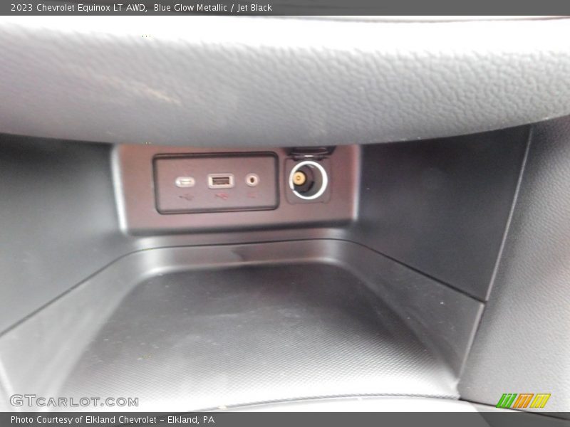 Blue Glow Metallic / Jet Black 2023 Chevrolet Equinox LT AWD