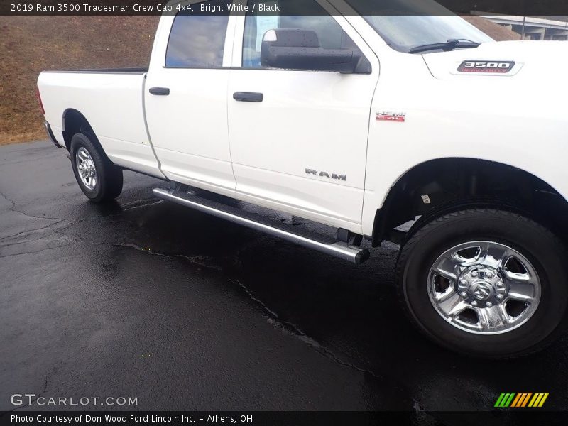 Bright White / Black 2019 Ram 3500 Tradesman Crew Cab 4x4