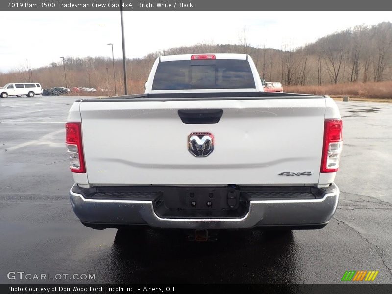 Bright White / Black 2019 Ram 3500 Tradesman Crew Cab 4x4