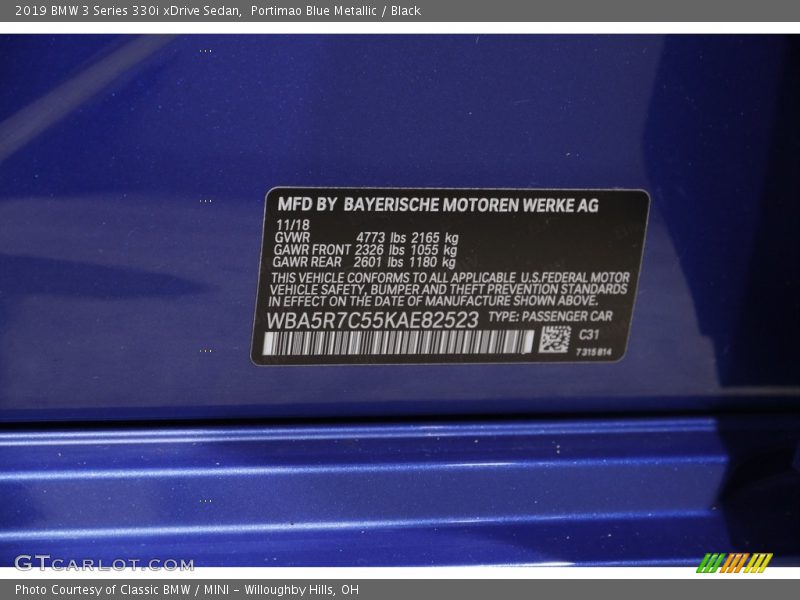 Portimao Blue Metallic / Black 2019 BMW 3 Series 330i xDrive Sedan