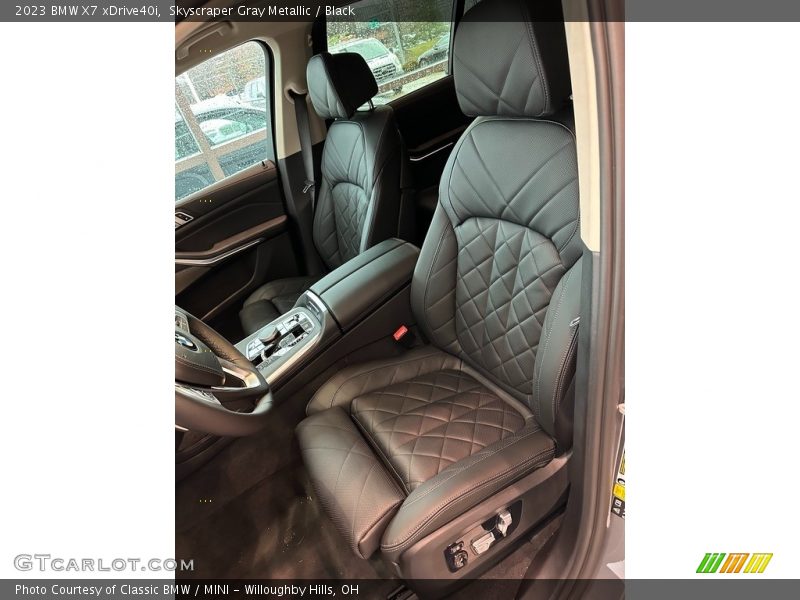  2023 X7 xDrive40i Black Interior