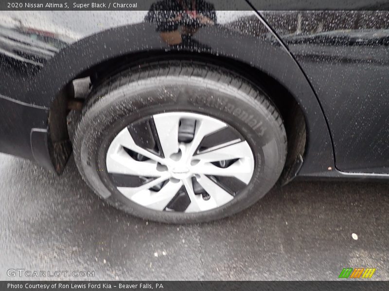 Super Black / Charcoal 2020 Nissan Altima S