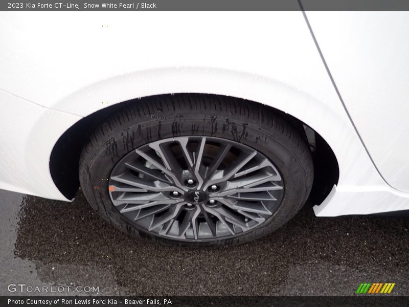 Snow White Pearl / Black 2023 Kia Forte GT-Line