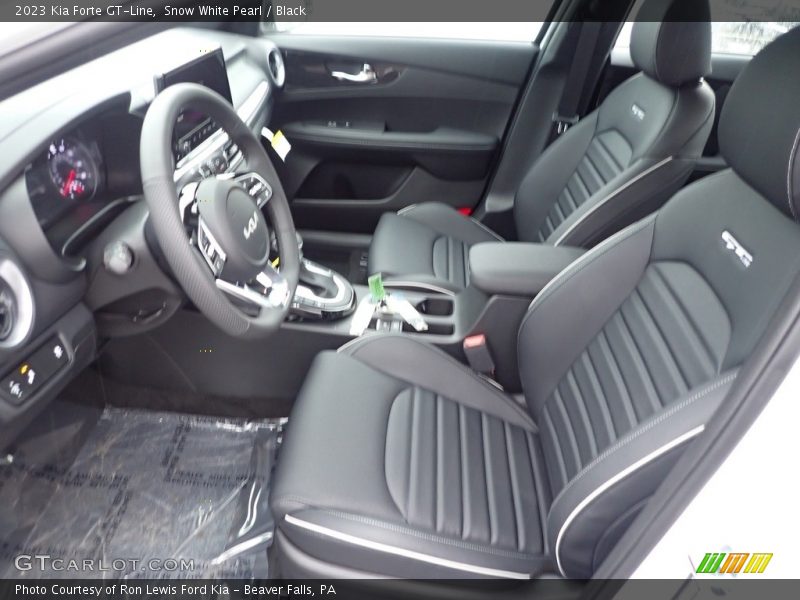 Snow White Pearl / Black 2023 Kia Forte GT-Line