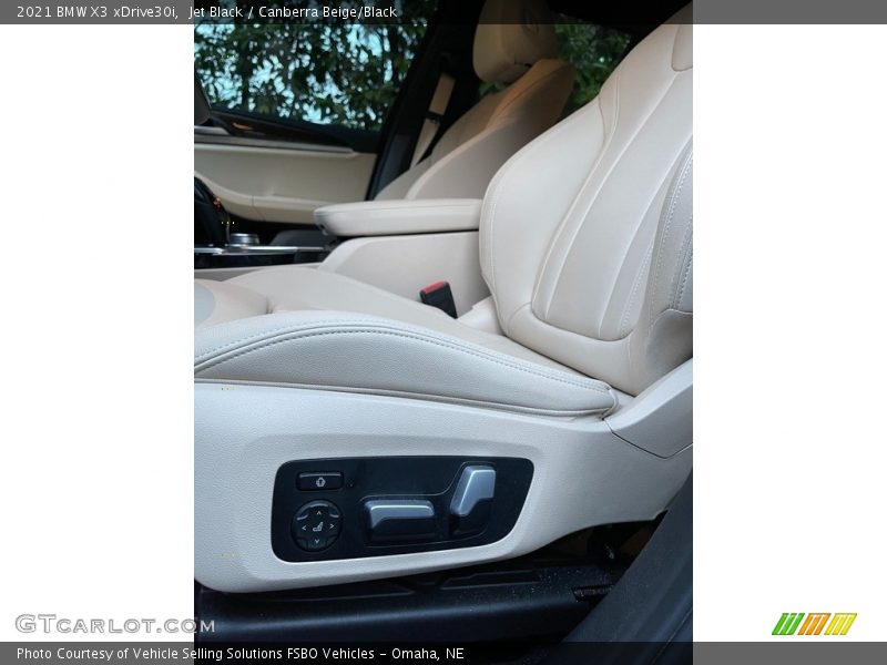 Controls of 2021 X3 xDrive30i