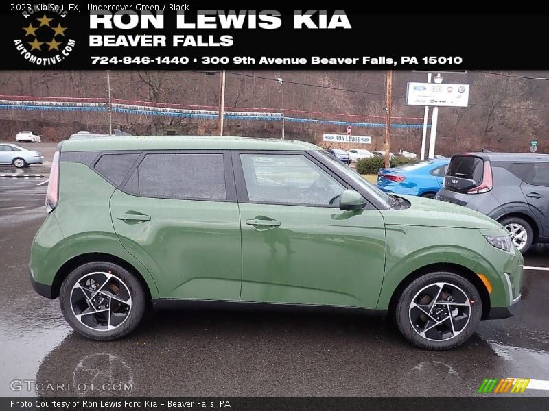Undercover Green / Black 2023 Kia Soul EX