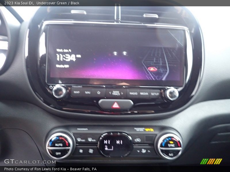 Undercover Green / Black 2023 Kia Soul EX