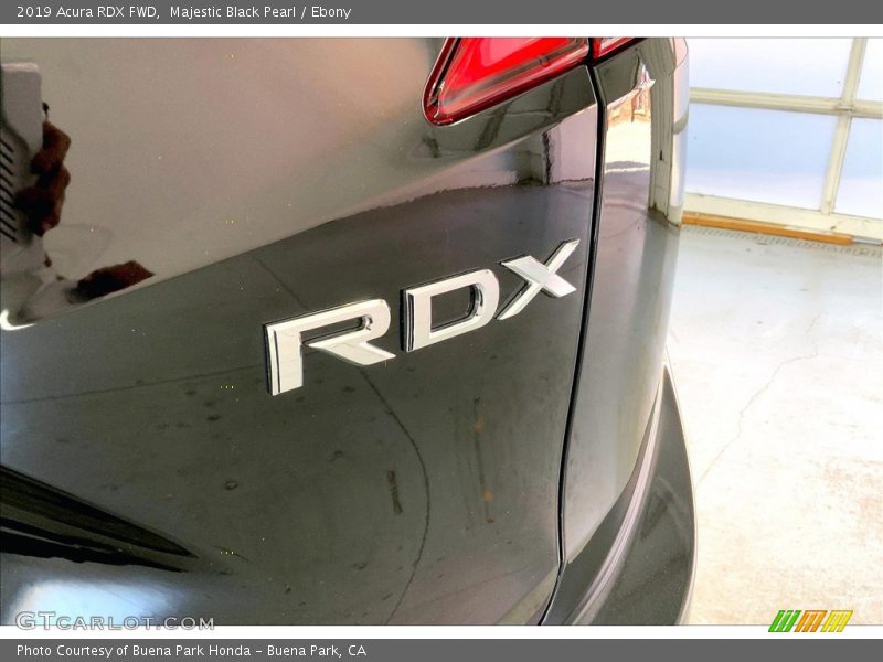 Majestic Black Pearl / Ebony 2019 Acura RDX FWD