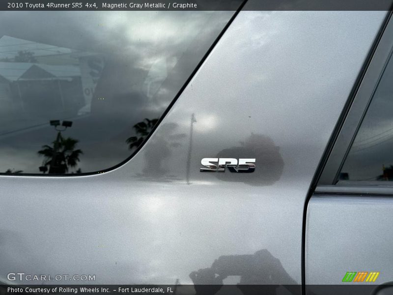 Magnetic Gray Metallic / Graphite 2010 Toyota 4Runner SR5 4x4