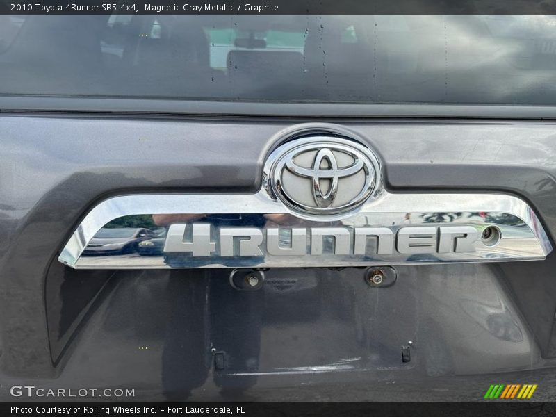 Magnetic Gray Metallic / Graphite 2010 Toyota 4Runner SR5 4x4