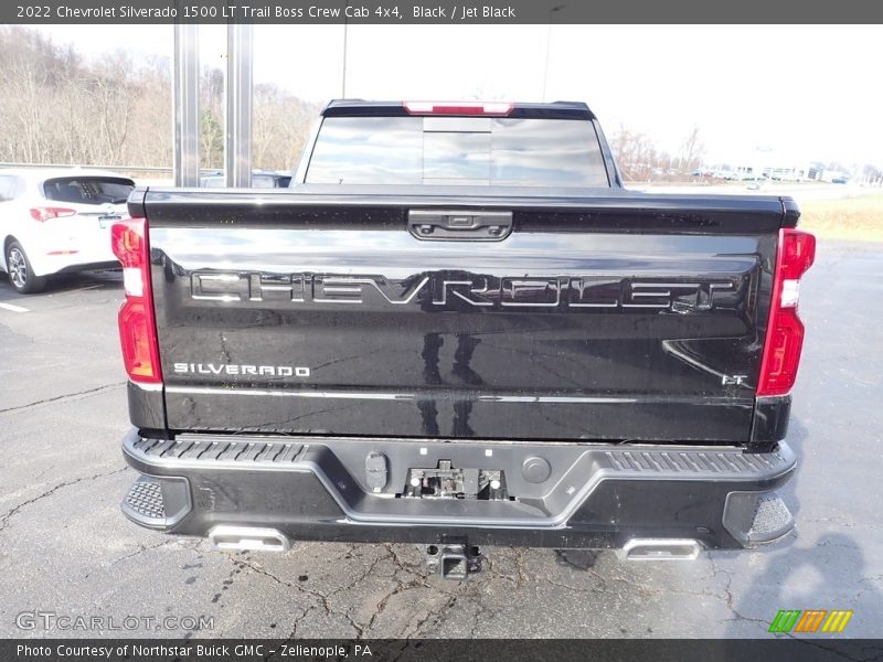 Black / Jet Black 2022 Chevrolet Silverado 1500 LT Trail Boss Crew Cab 4x4