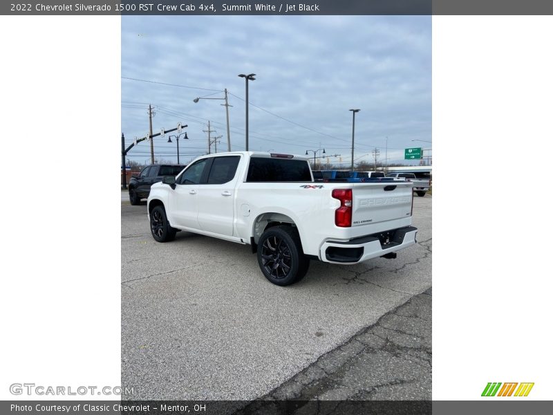 Summit White / Jet Black 2022 Chevrolet Silverado 1500 RST Crew Cab 4x4