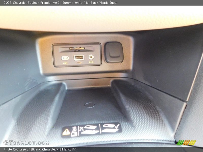 Summit White / Jet Black/Maple Sugar 2023 Chevrolet Equinox Premier AWD