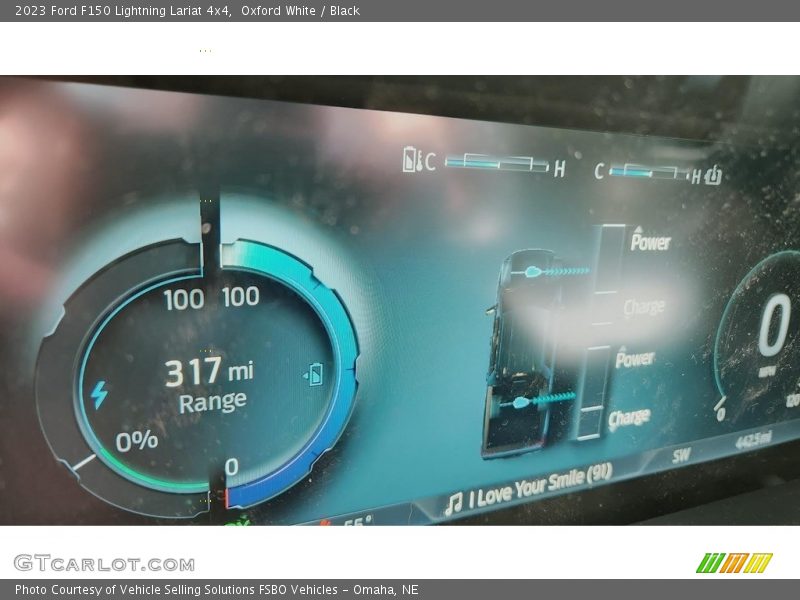 Oxford White / Black 2023 Ford F150 Lightning Lariat 4x4