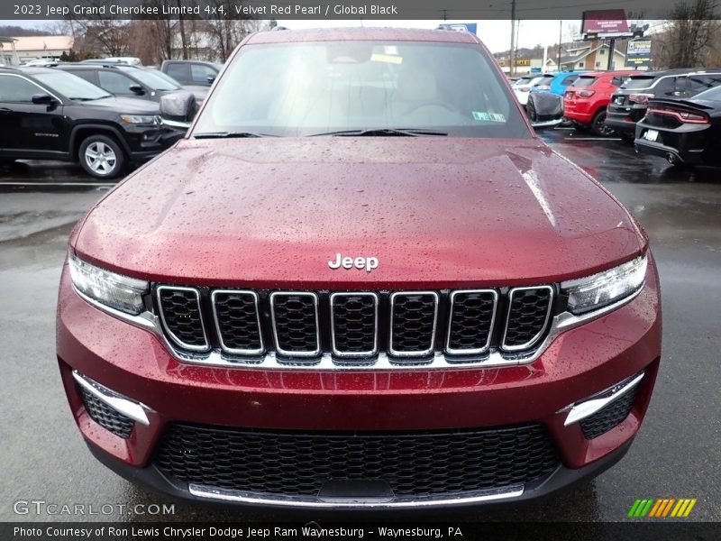 Velvet Red Pearl / Global Black 2023 Jeep Grand Cherokee Limited 4x4