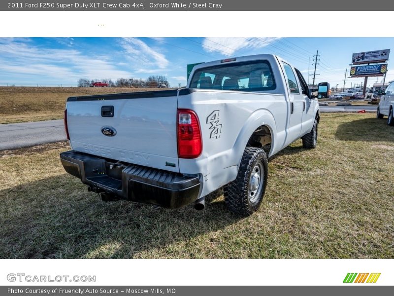 Oxford White / Steel Gray 2011 Ford F250 Super Duty XLT Crew Cab 4x4