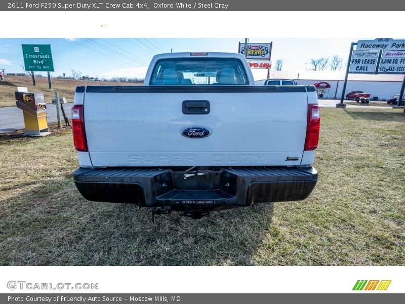 Oxford White / Steel Gray 2011 Ford F250 Super Duty XLT Crew Cab 4x4