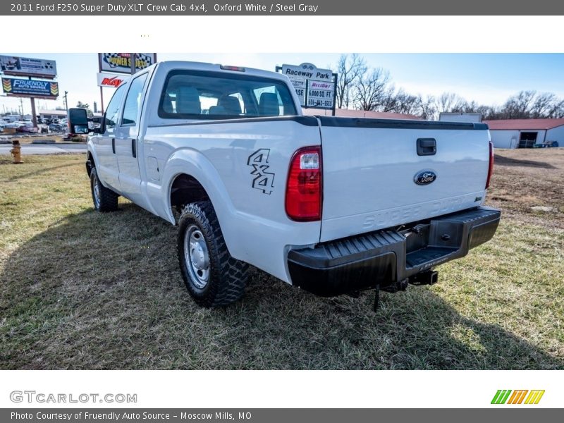 Oxford White / Steel Gray 2011 Ford F250 Super Duty XLT Crew Cab 4x4