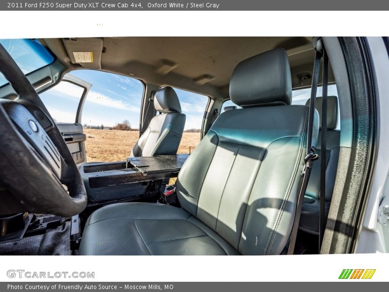 Oxford White / Steel Gray 2011 Ford F250 Super Duty XLT Crew Cab 4x4