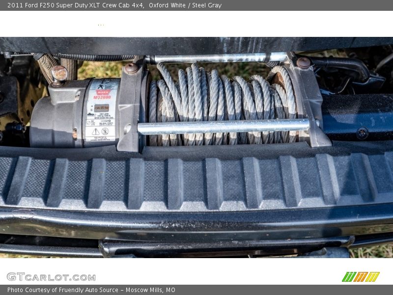 Oxford White / Steel Gray 2011 Ford F250 Super Duty XLT Crew Cab 4x4