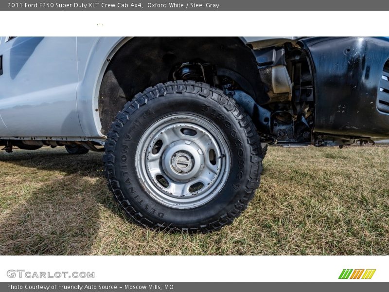 Oxford White / Steel Gray 2011 Ford F250 Super Duty XLT Crew Cab 4x4