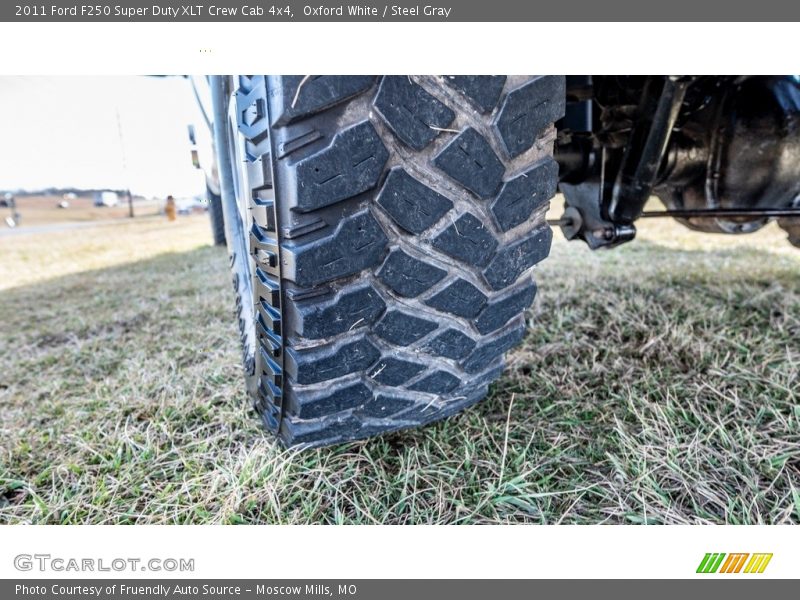 Oxford White / Steel Gray 2011 Ford F250 Super Duty XLT Crew Cab 4x4
