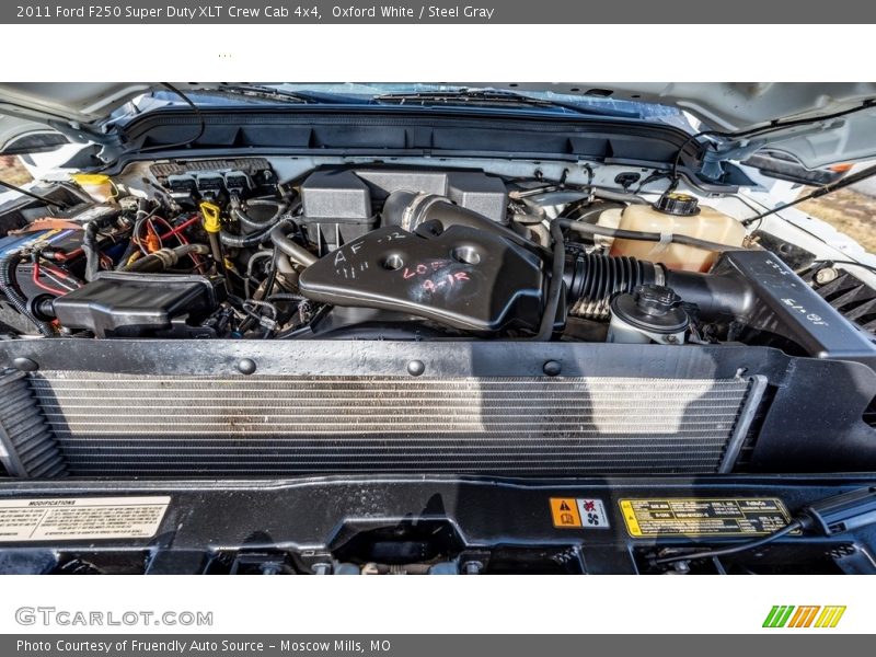 Oxford White / Steel Gray 2011 Ford F250 Super Duty XLT Crew Cab 4x4
