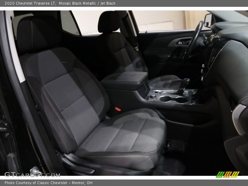 Mosaic Black Metallic / Jet Black 2020 Chevrolet Traverse LT