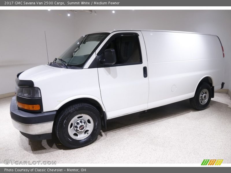 Summit White / Medium Pewter 2017 GMC Savana Van 2500 Cargo