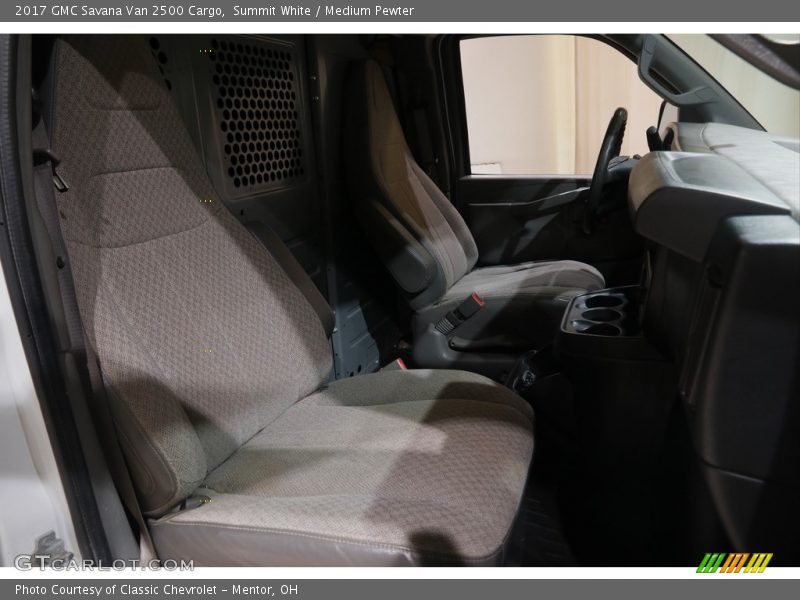 Summit White / Medium Pewter 2017 GMC Savana Van 2500 Cargo
