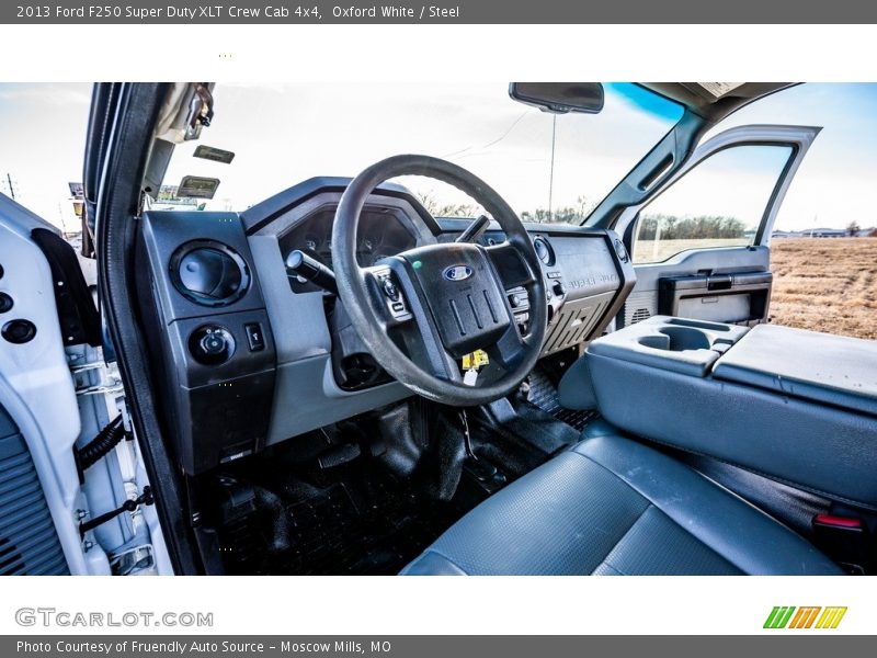 Oxford White / Steel 2013 Ford F250 Super Duty XLT Crew Cab 4x4