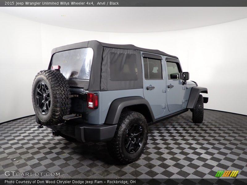 Anvil / Black 2015 Jeep Wrangler Unlimited Willys Wheeler 4x4