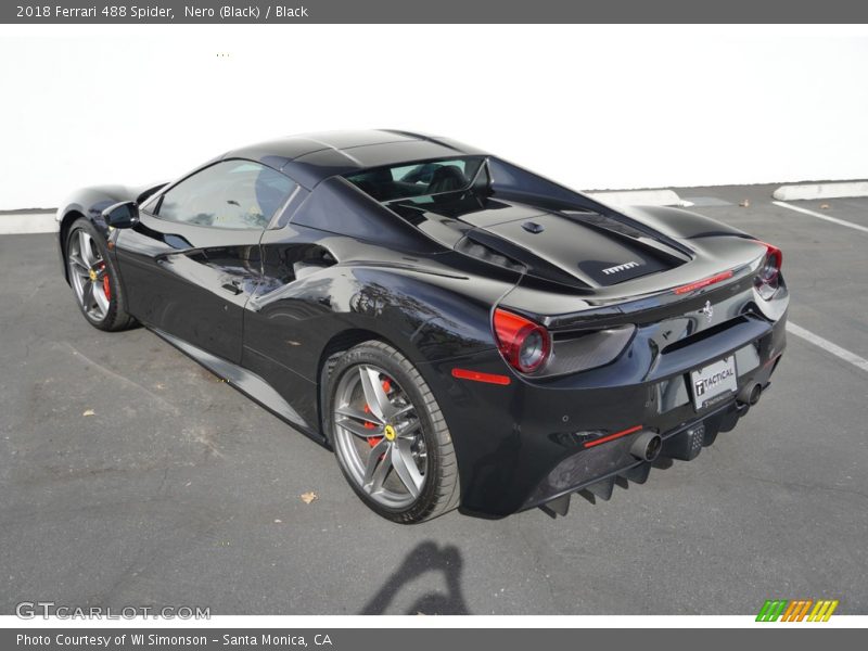 Nero (Black) / Black 2018 Ferrari 488 Spider