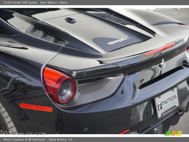 Nero (Black) / Black 2018 Ferrari 488 Spider