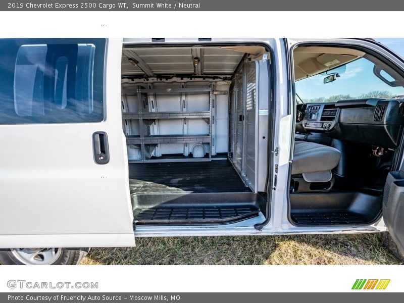 Summit White / Neutral 2019 Chevrolet Express 2500 Cargo WT