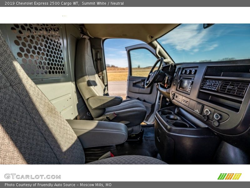 Summit White / Neutral 2019 Chevrolet Express 2500 Cargo WT