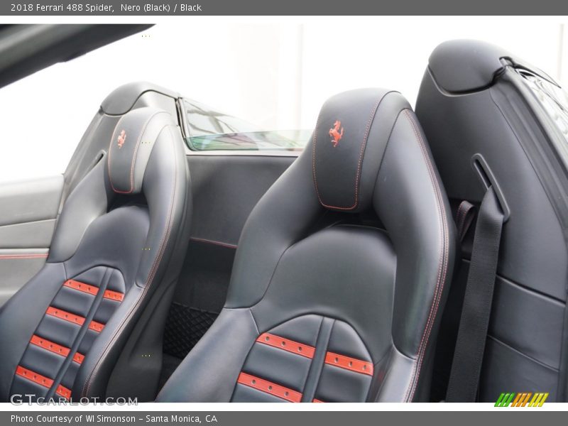 Nero (Black) / Black 2018 Ferrari 488 Spider