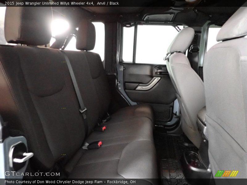 Anvil / Black 2015 Jeep Wrangler Unlimited Willys Wheeler 4x4