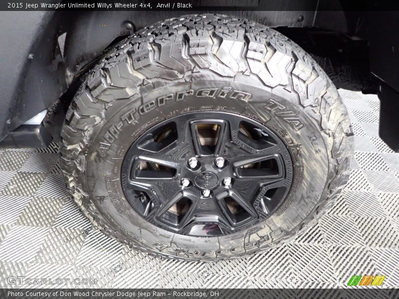 Anvil / Black 2015 Jeep Wrangler Unlimited Willys Wheeler 4x4