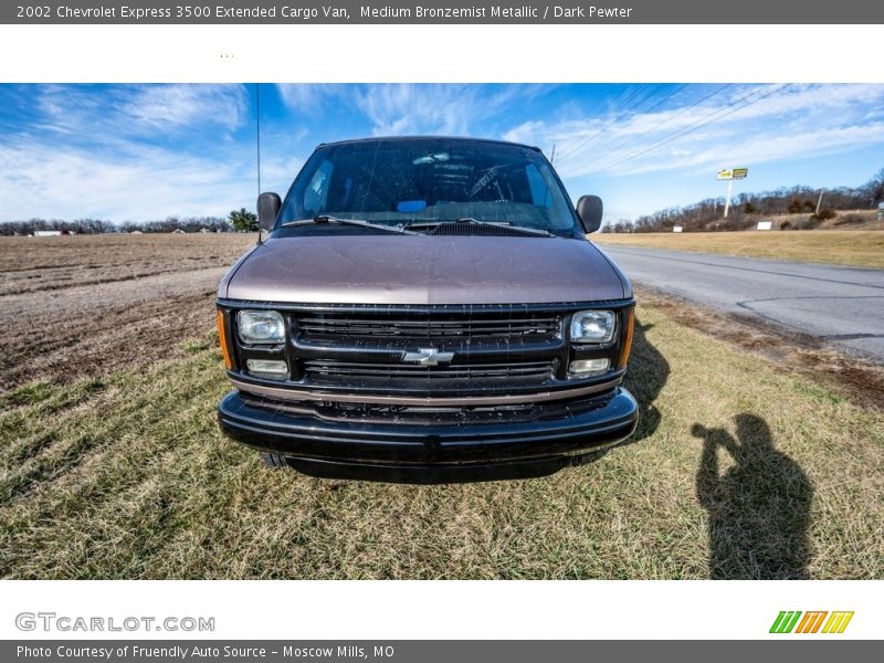 Medium Bronzemist Metallic / Dark Pewter 2002 Chevrolet Express 3500 Extended Cargo Van