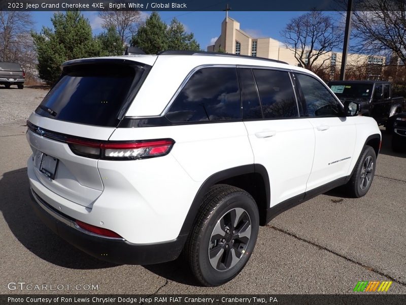 Bright White / Global Black 2023 Jeep Grand Cherokee 4XE