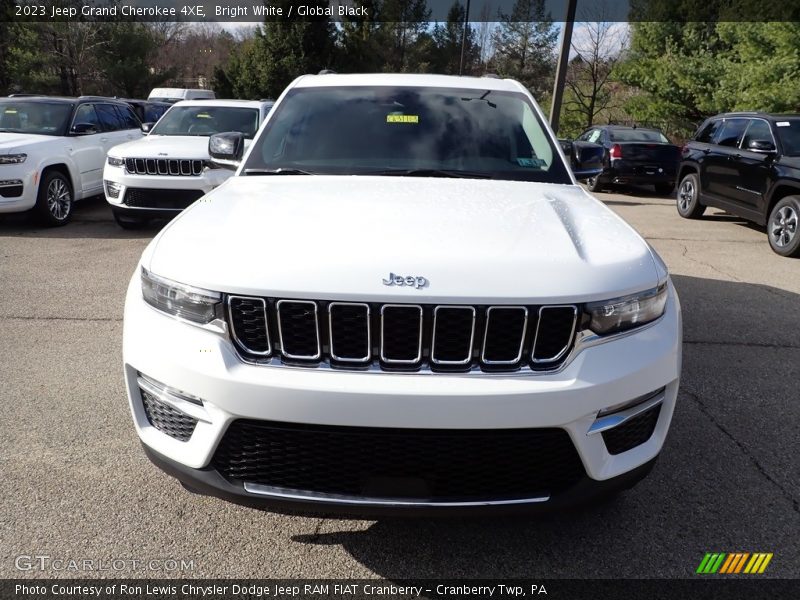 Bright White / Global Black 2023 Jeep Grand Cherokee 4XE