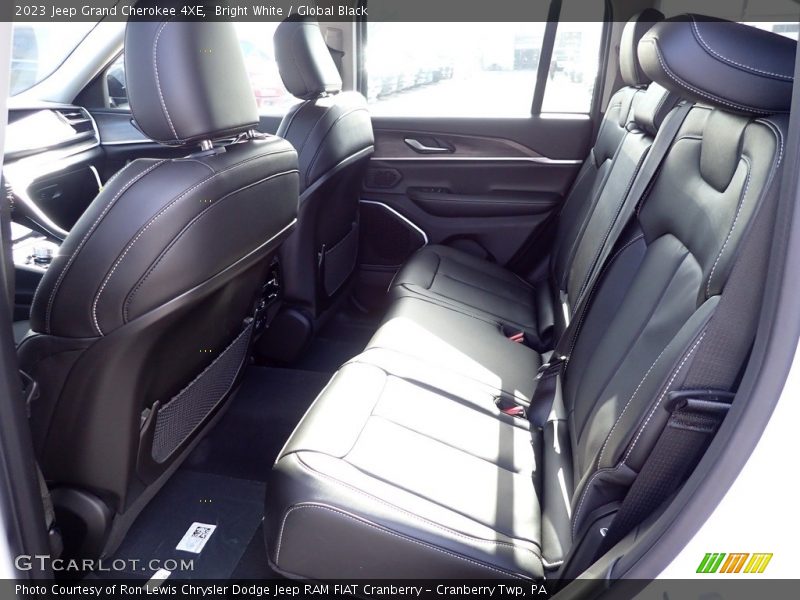 Bright White / Global Black 2023 Jeep Grand Cherokee 4XE
